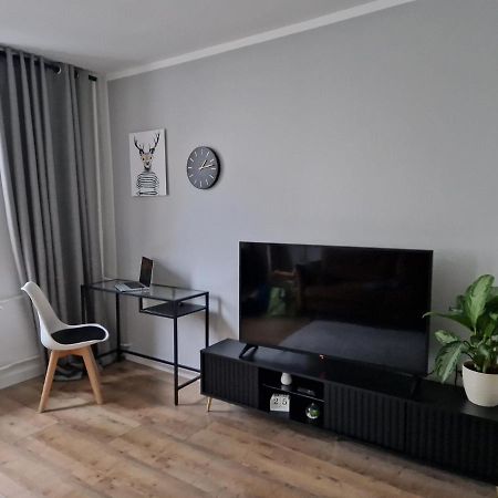 Vizzit Us Twarda Apartament Apartman Varsó Kültér fotó