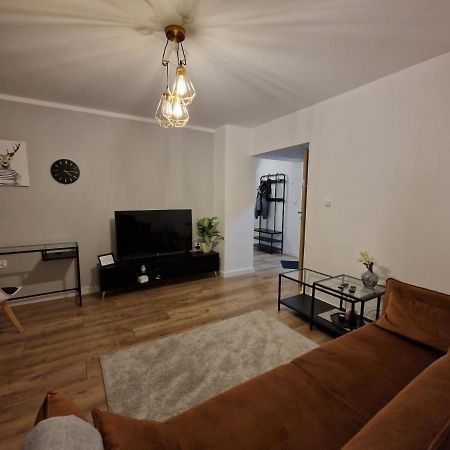 Vizzit Us Twarda Apartament Apartman Varsó Kültér fotó