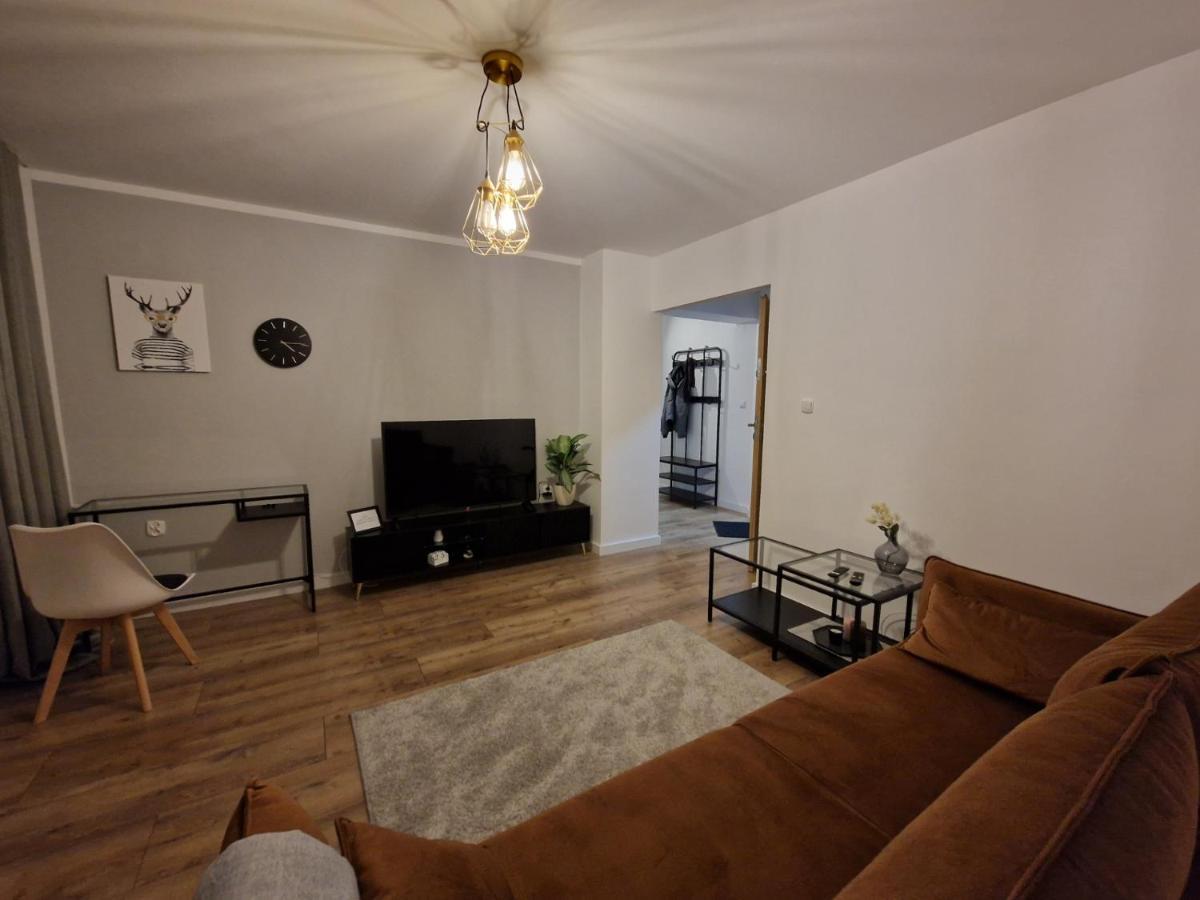 Vizzit Us Twarda Apartament Apartman Varsó Kültér fotó